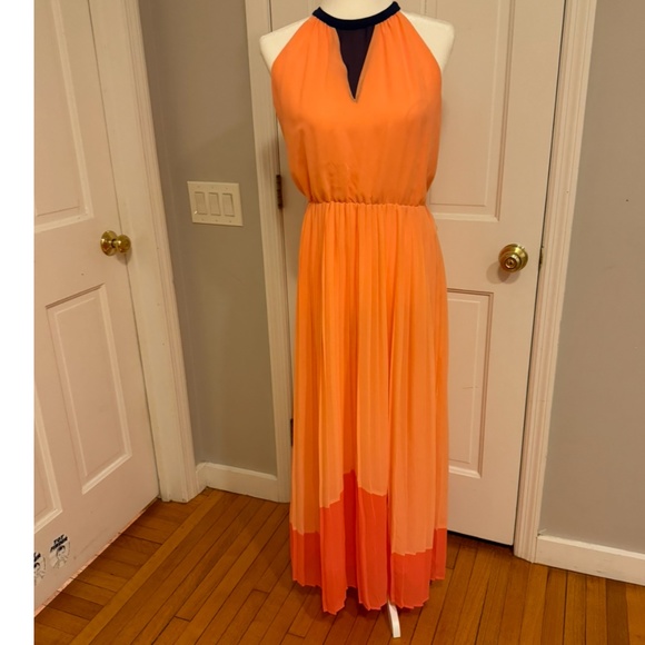 Romeo and Juliet Couture peach maxi dress with pleated skirt and navy detail - Picture 1 of 6